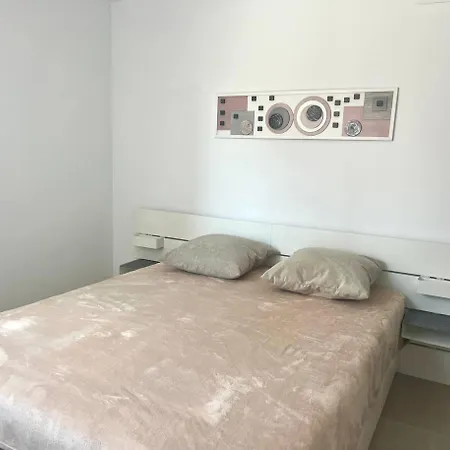 Marina Luxury Апартаменти Торрев'єха